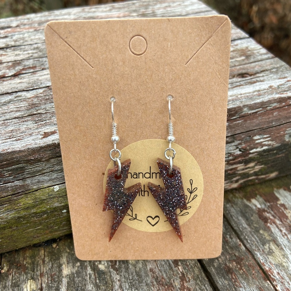 💋2/$14💋TCB ⚡️ Bronze Handmade Resin Earrings